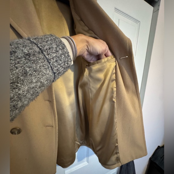 Banana Republic Classic Beige Pea Coat - Picture 4 of 13